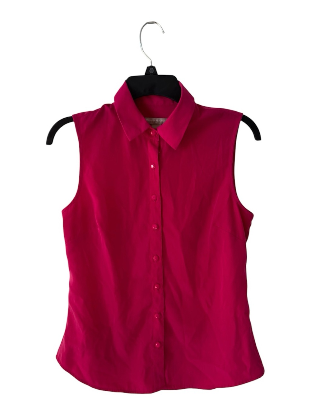 Banana Republic Sleeveless Button-Down Shirt in Fuchsia